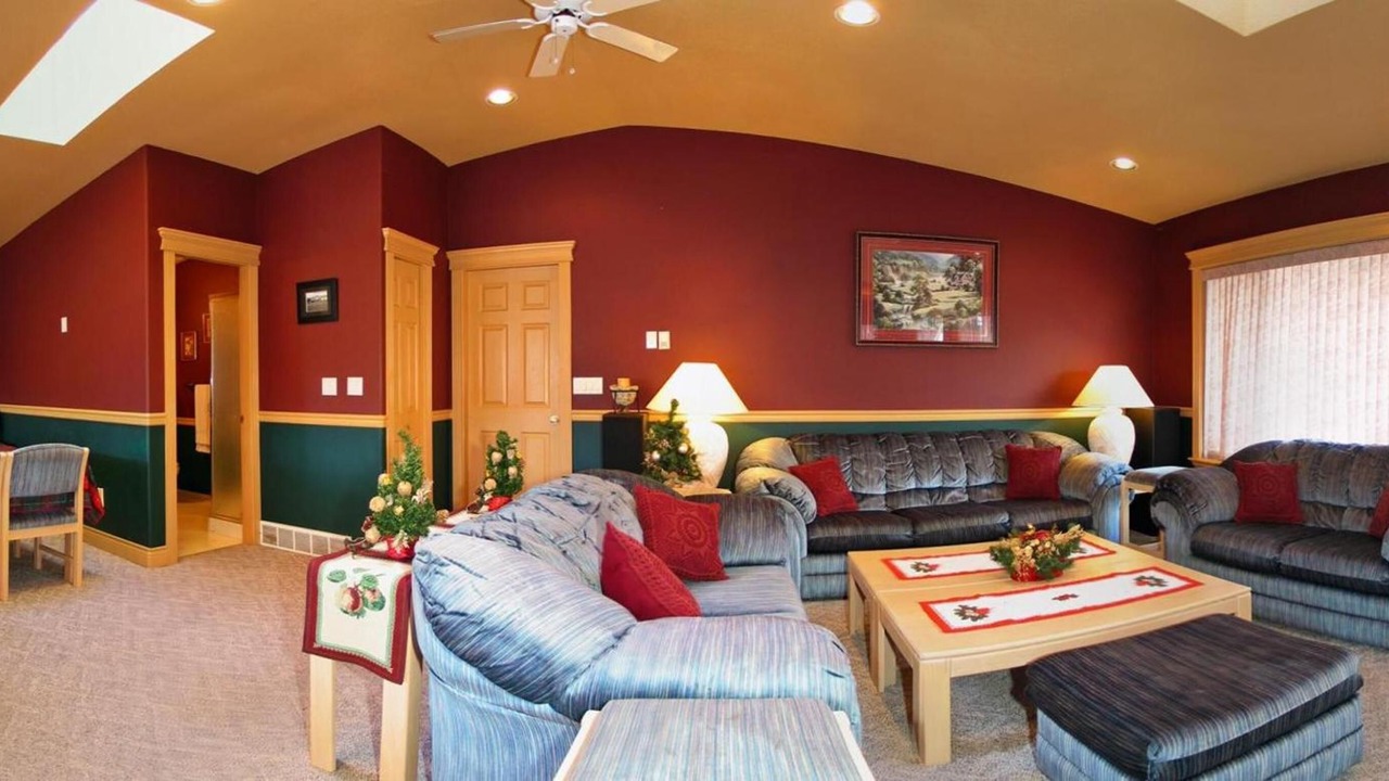 Photo of Livingroom in Merritt
