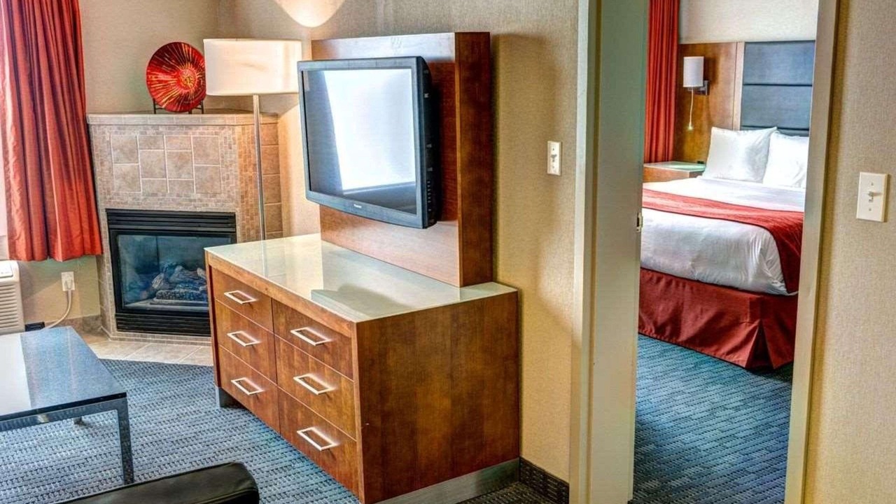 Photo of Bedroom in Fort McMurray