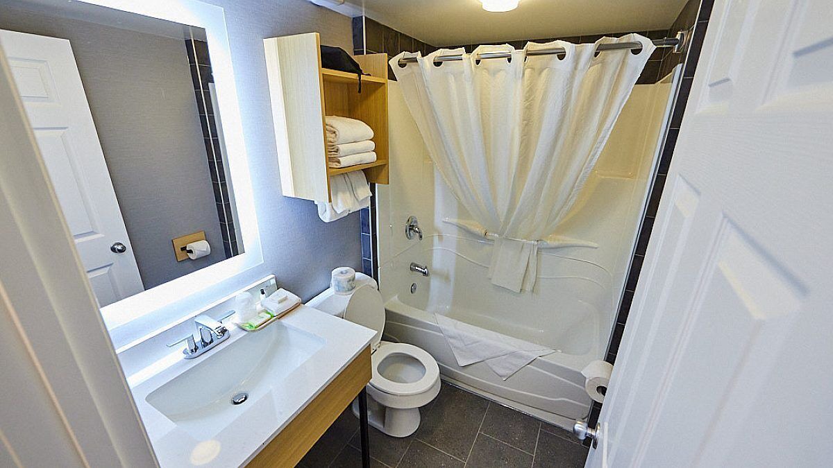 Photo of Bathroom in Jasper