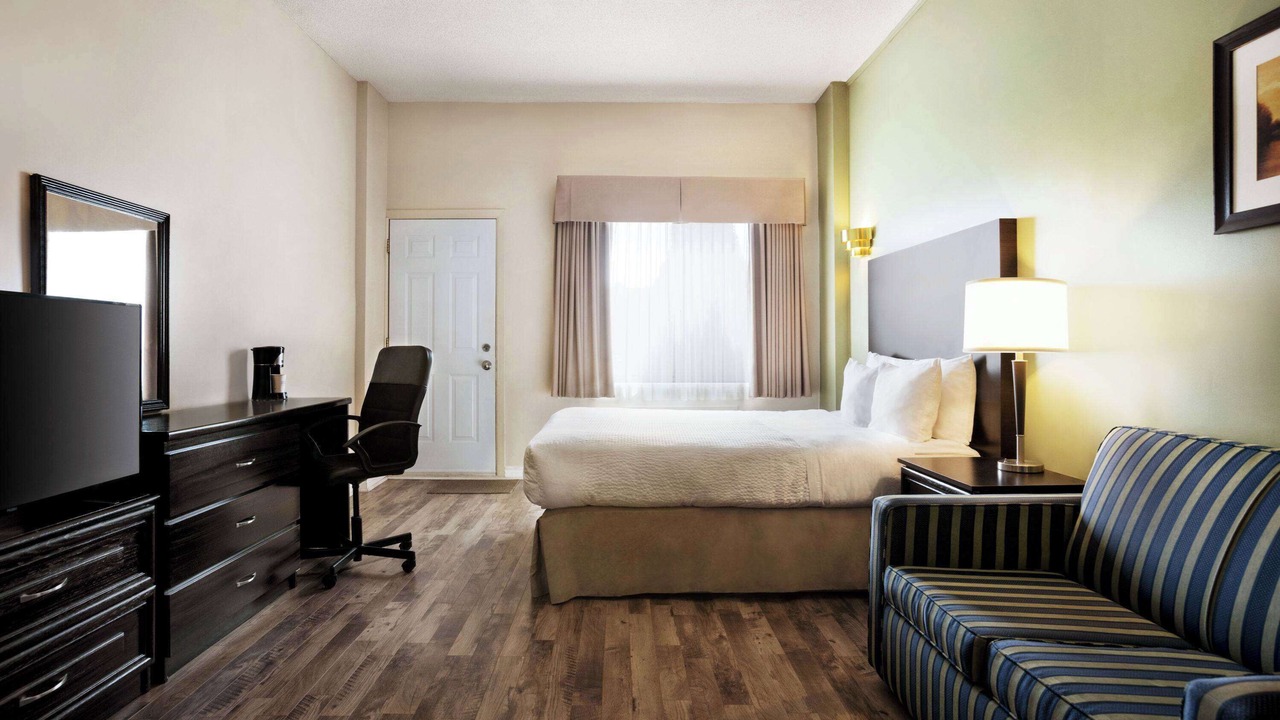 Photo of Bedroom in Sainte-Helene-de-Bagot