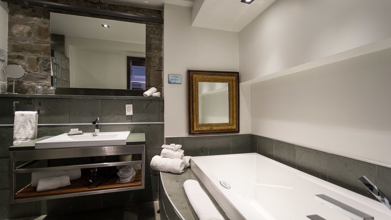 Photo of Bathroom in Lower Town