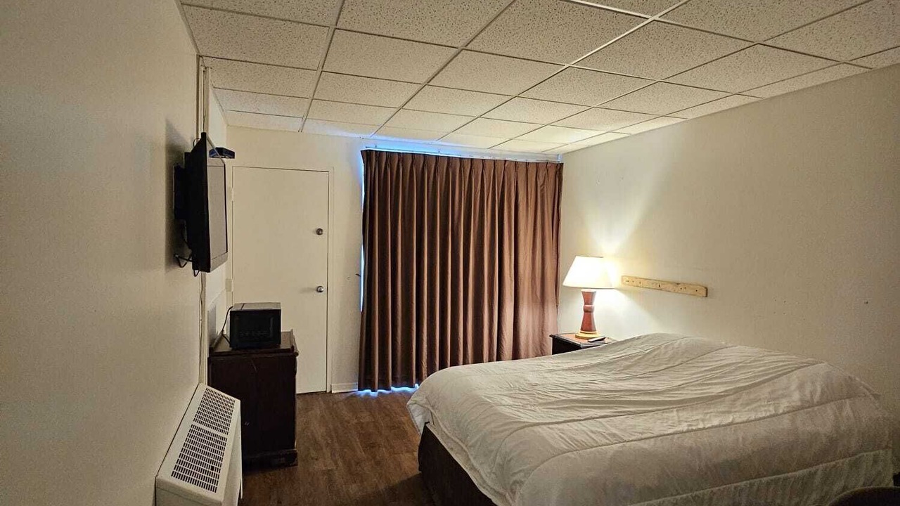 Photo of Bedroom in Parry Sound