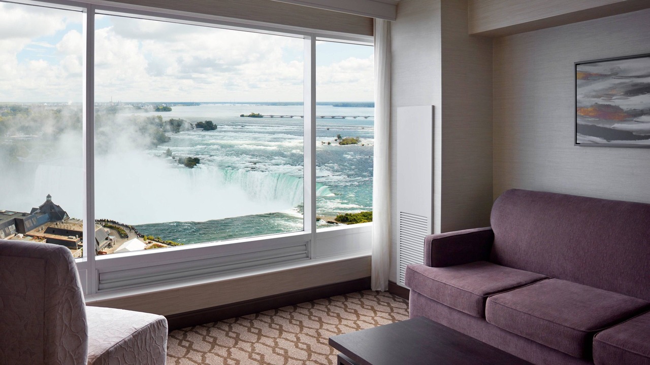 Photo of Bedroom in Fallsview