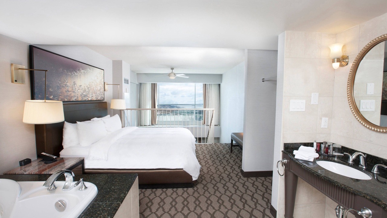 Photo of Bedroom in Fallsview