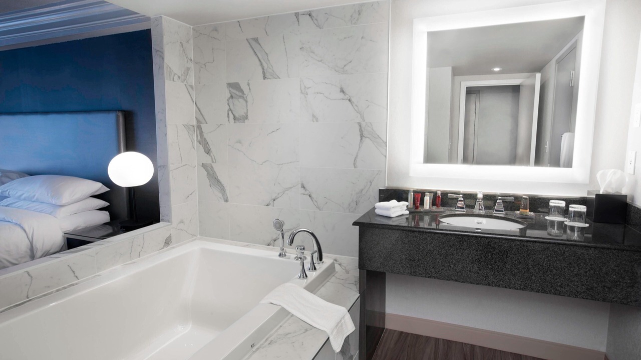 Photo of Bathroom in Fallsview