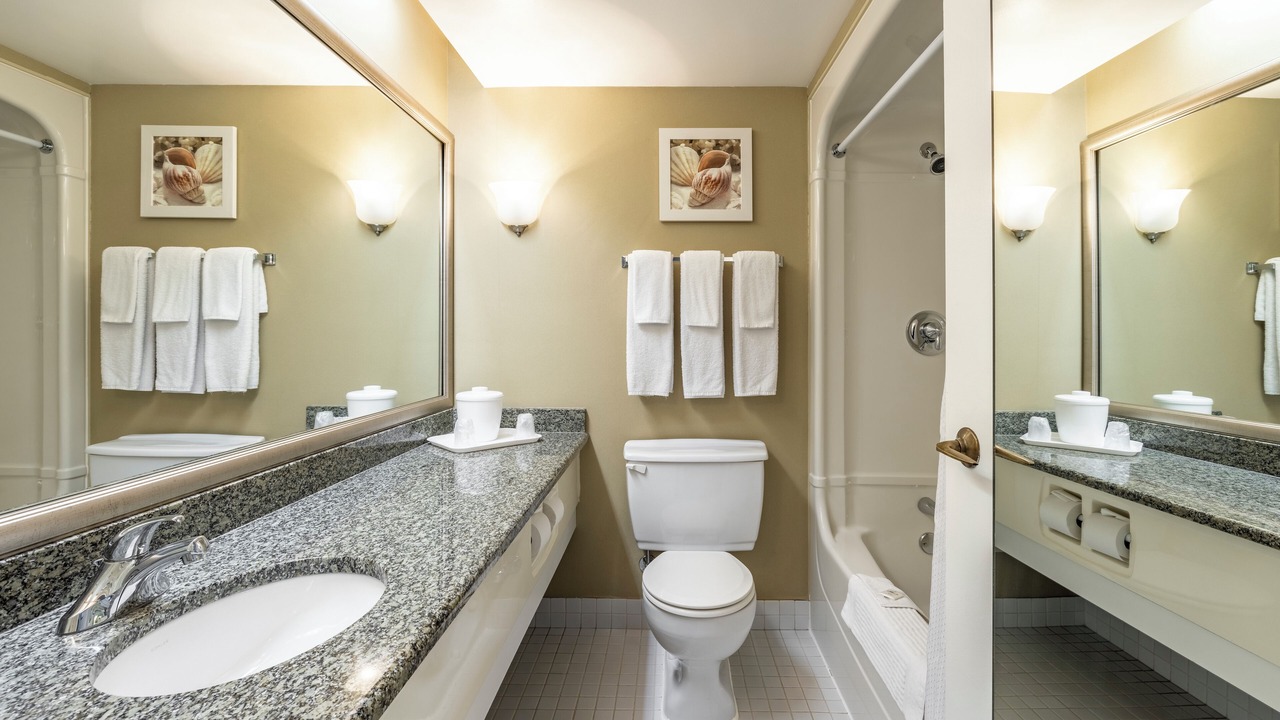Photo of Bathroom in Boucherville