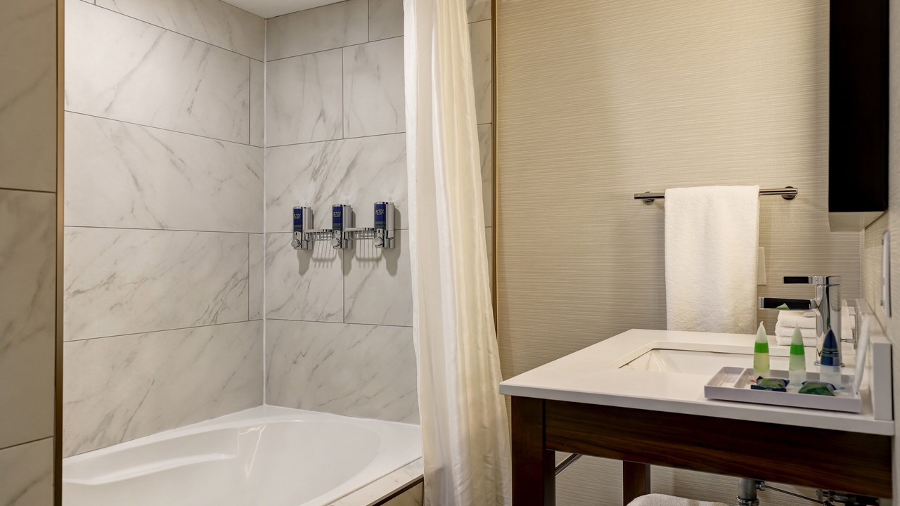 Photo of Bathroom in Thorold