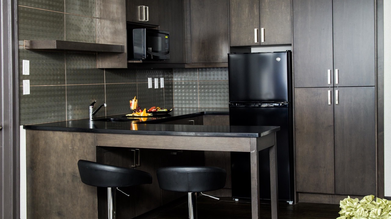 Photo of Kitchen in Banff Trail