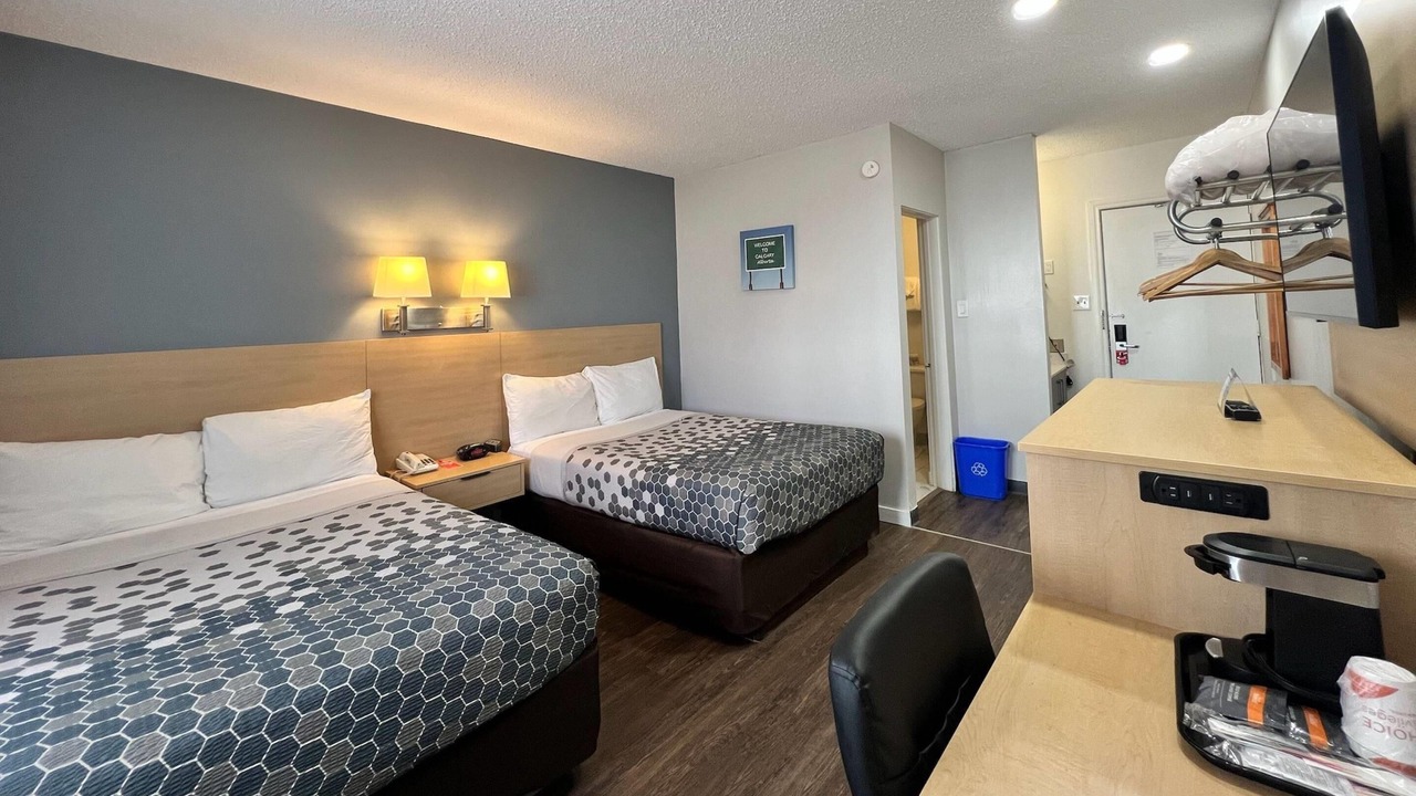 Photo of Bedroom in Banff Trail