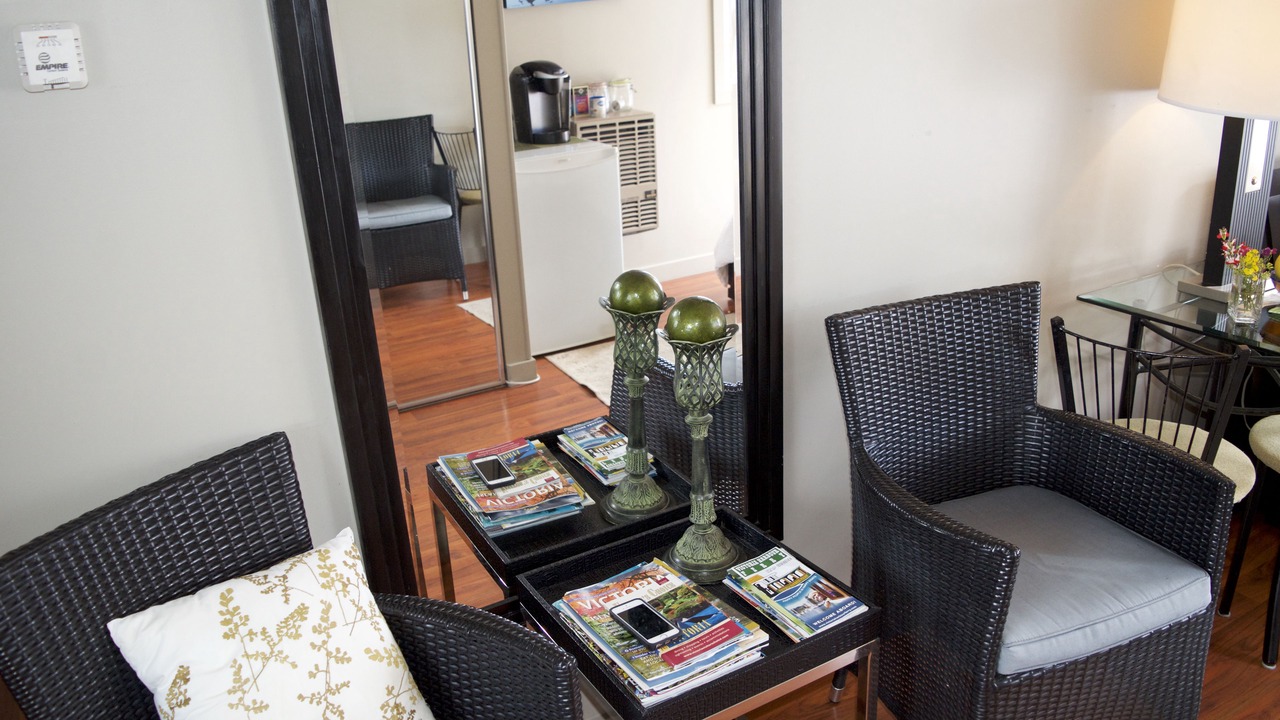 Photo of Bedroom in James Bay