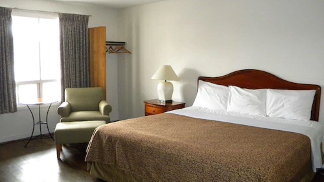Photo of Bedroom in Fallsview