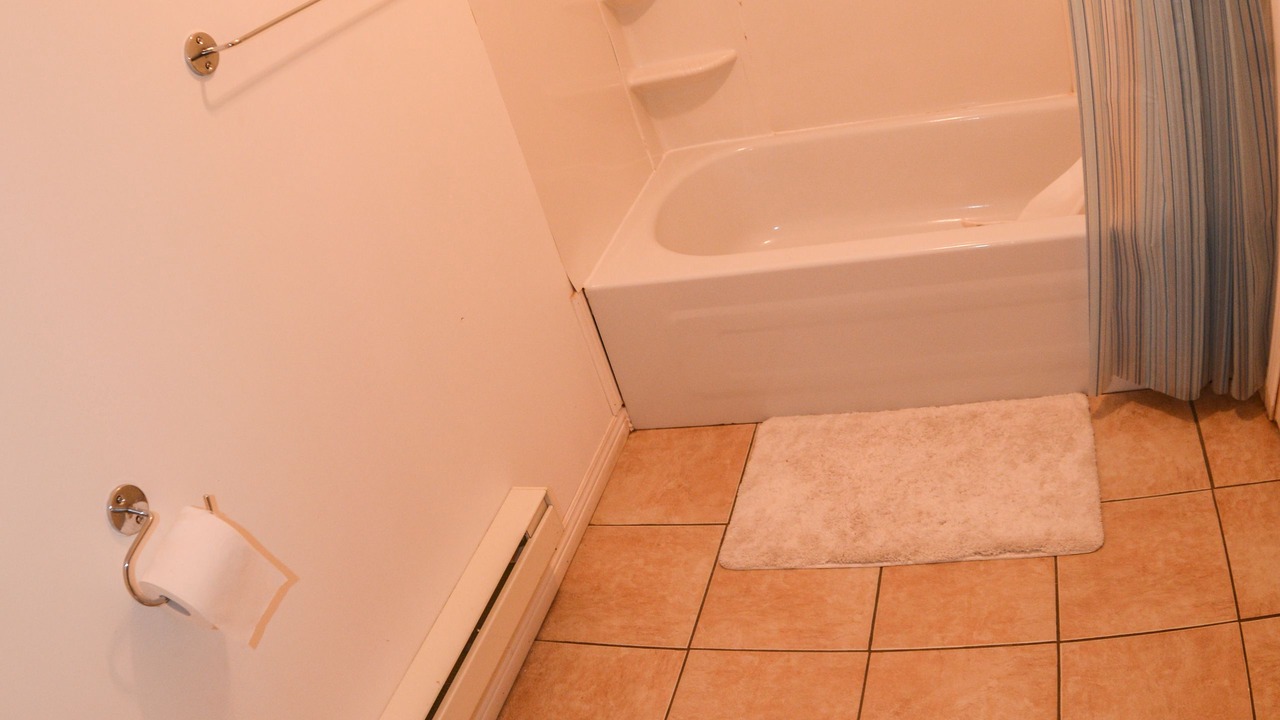 Photo of Bathroom in L'Ile-d'Orleans Regional County Municipality