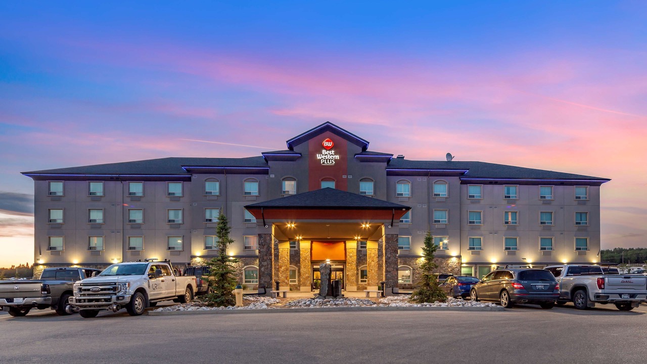 Photo of Buildings in Drayton Valley