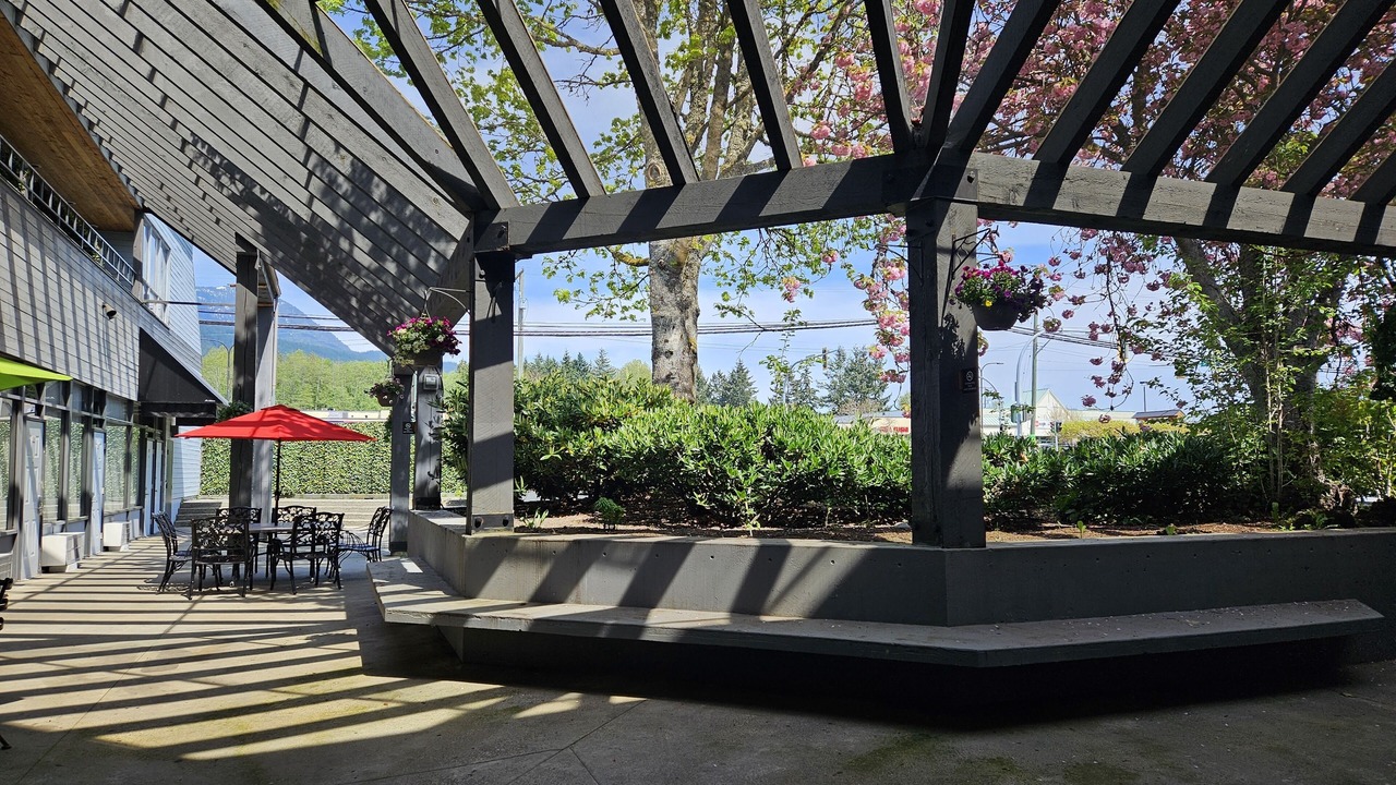 Photo of Patio Balcony in Gibsons