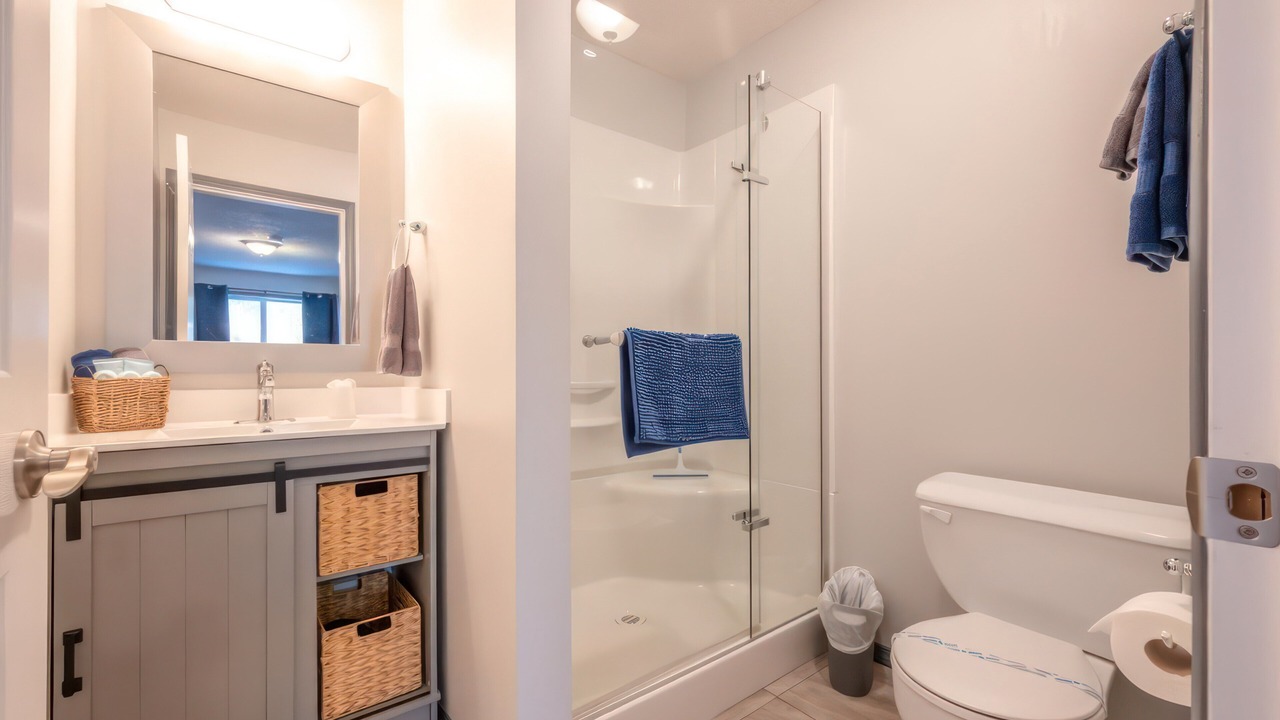 Photo of Bathroom in Okanagan-Similkameen