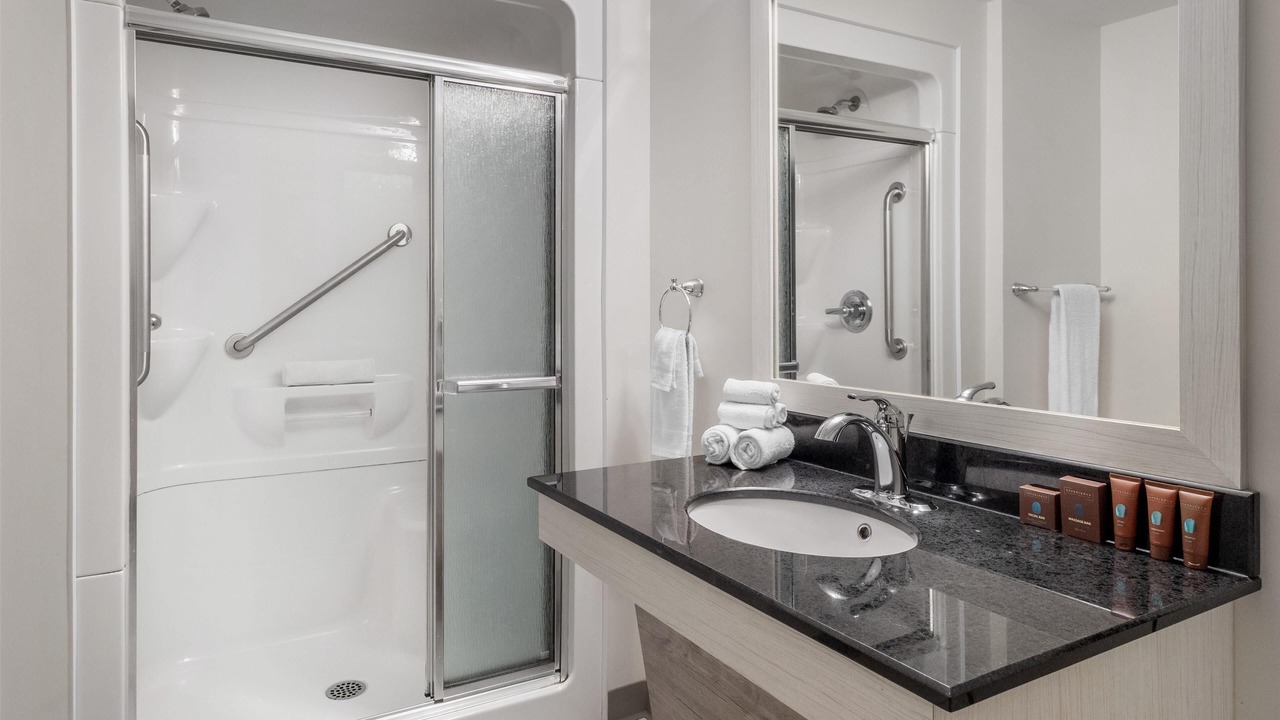 Photo of Bathroom in Beresford