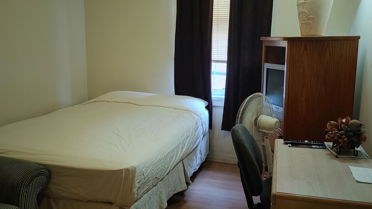 Photo of Bedroom in North End