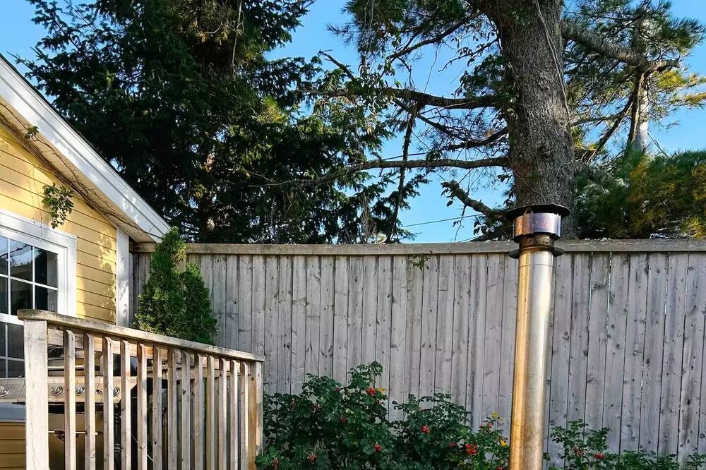 Photo of Outdoor in Boutiliers Point