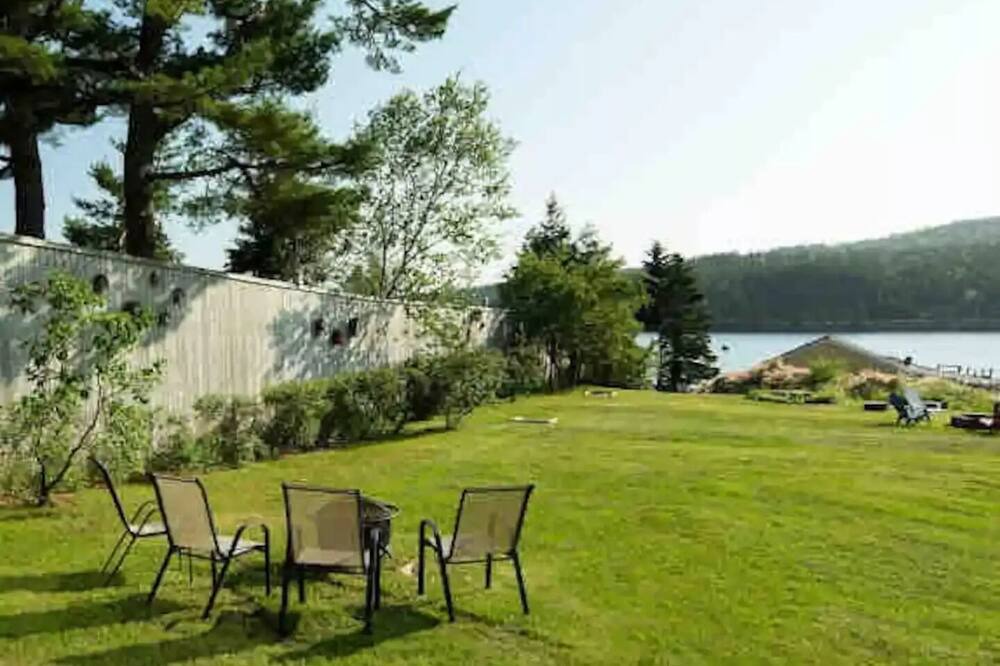 Photo of Outdoor in Boutiliers Point