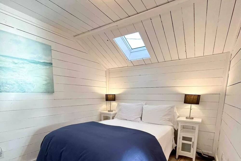 Photo of Bedroom in Boutiliers Point