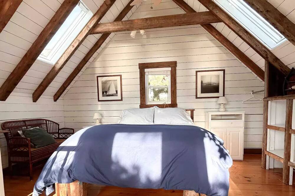 Photo of Bedroom in Boutiliers Point