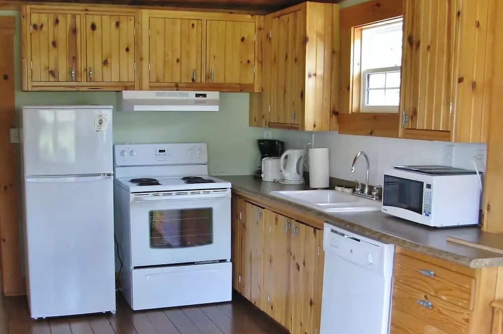 Photo of Kitchen in Boutiliers Point