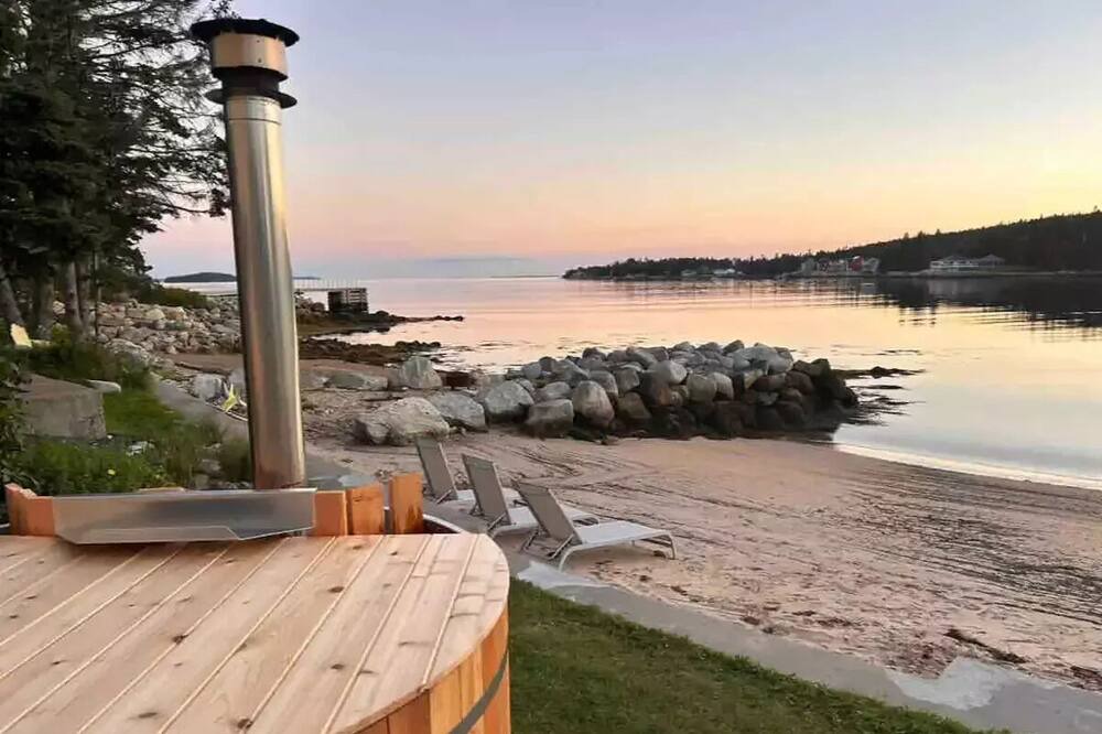 Photo of Outdoor in Boutiliers Point