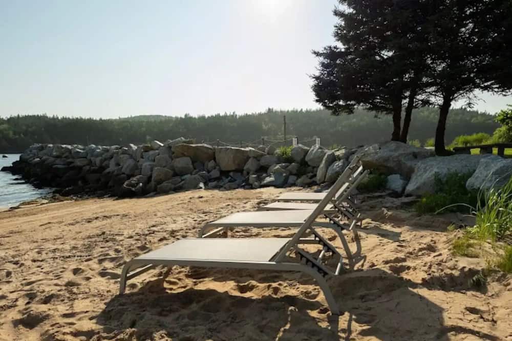 Photo of Outdoor in Boutiliers Point