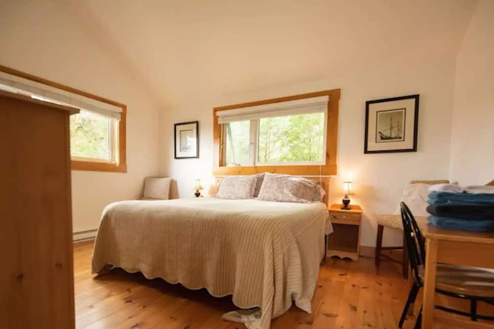 Photo of Bedroom in Boutiliers Point
