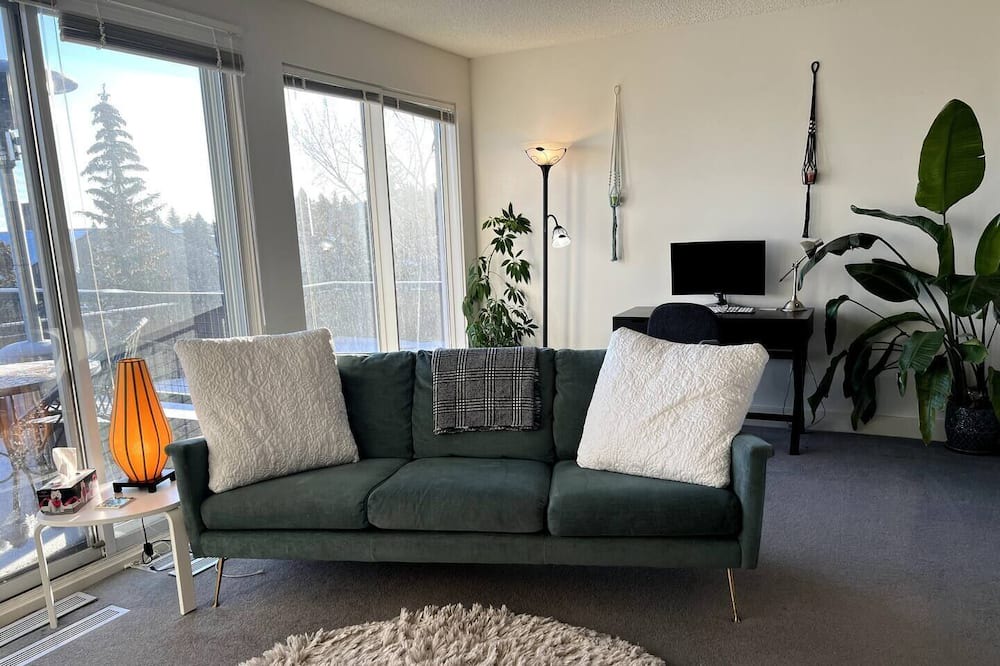 Photo of Livingroom in Coach Hill