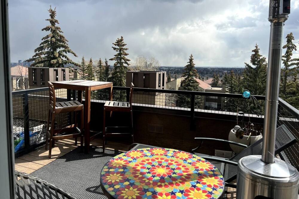 Photo of Outdoor in Coach Hill