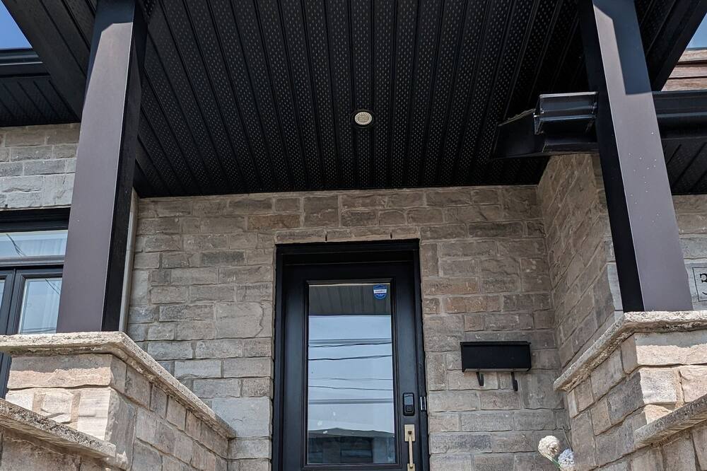 Photo of Outdoor in Laval