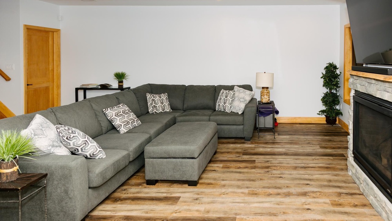 Photo of Livingroom in Haliburton