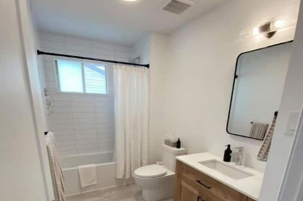 Photo of Bathroom in Collingwood