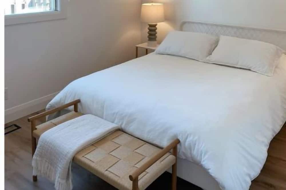 Photo of Bedroom in Collingwood