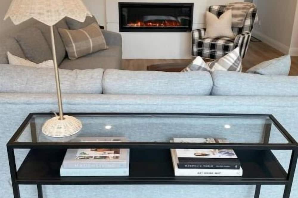 Photo of Livingroom in Collingwood