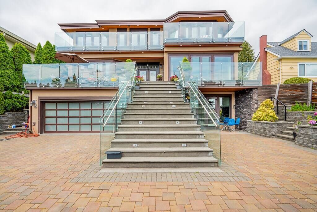 Photo of Outdoor in West Vancouver