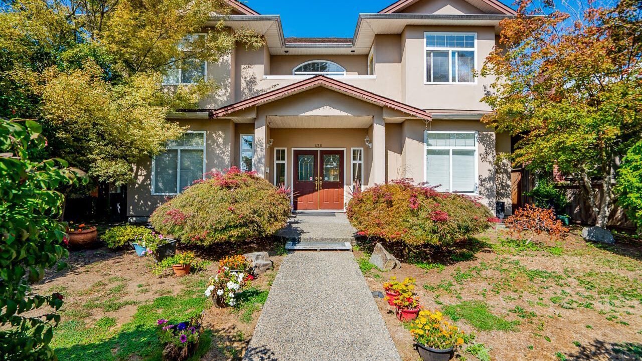 Photo of Outdoor in Central Lonsdale