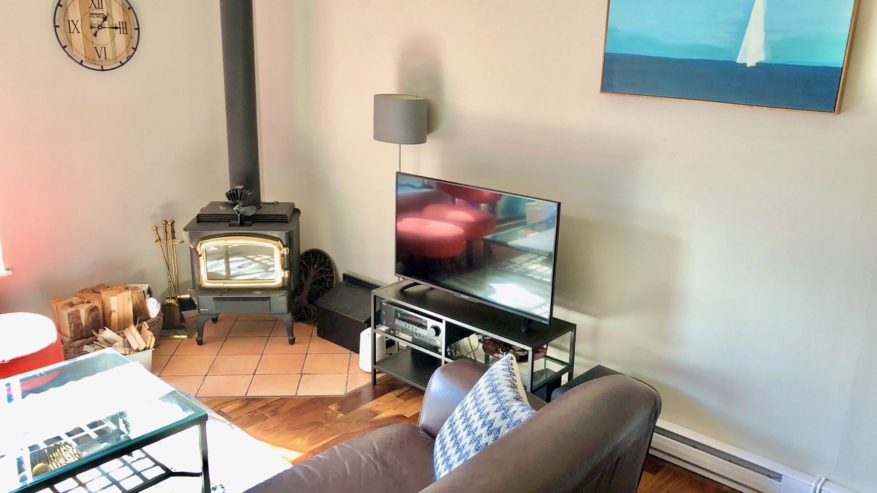 Photo of Livingroom in Halfmoon Bay