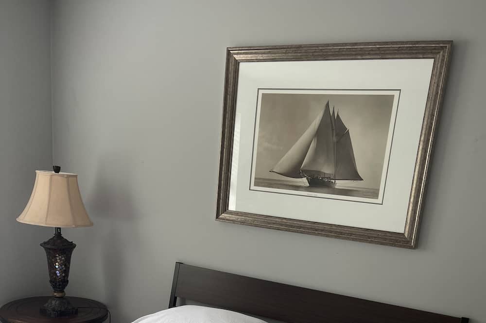 Photo of Bedroom in West Porpoise Bay