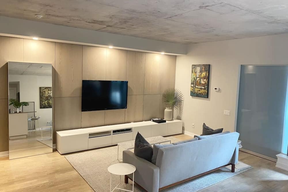 Photo of Bedroom in Fashion District