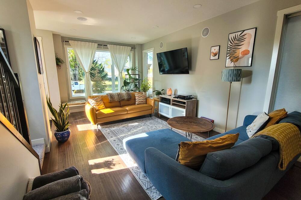 Photo of Livingroom in Old Strathcona