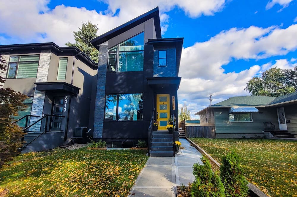 Photo of Outdoor in Old Strathcona