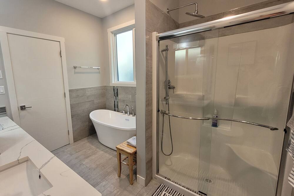 Photo of Bathroom in Old Strathcona