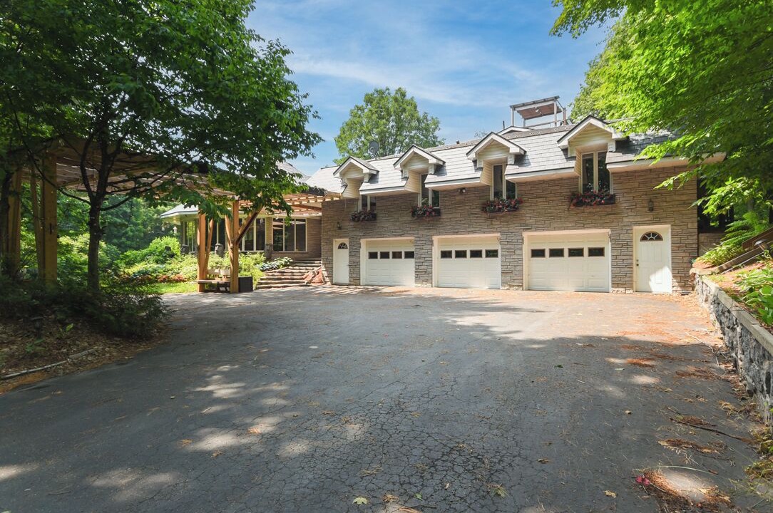 Photo of Outdoor in Ottawa Division