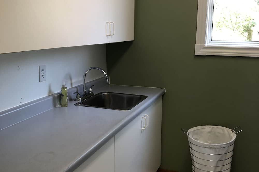 Photo of Kitchen in Victoria Beach