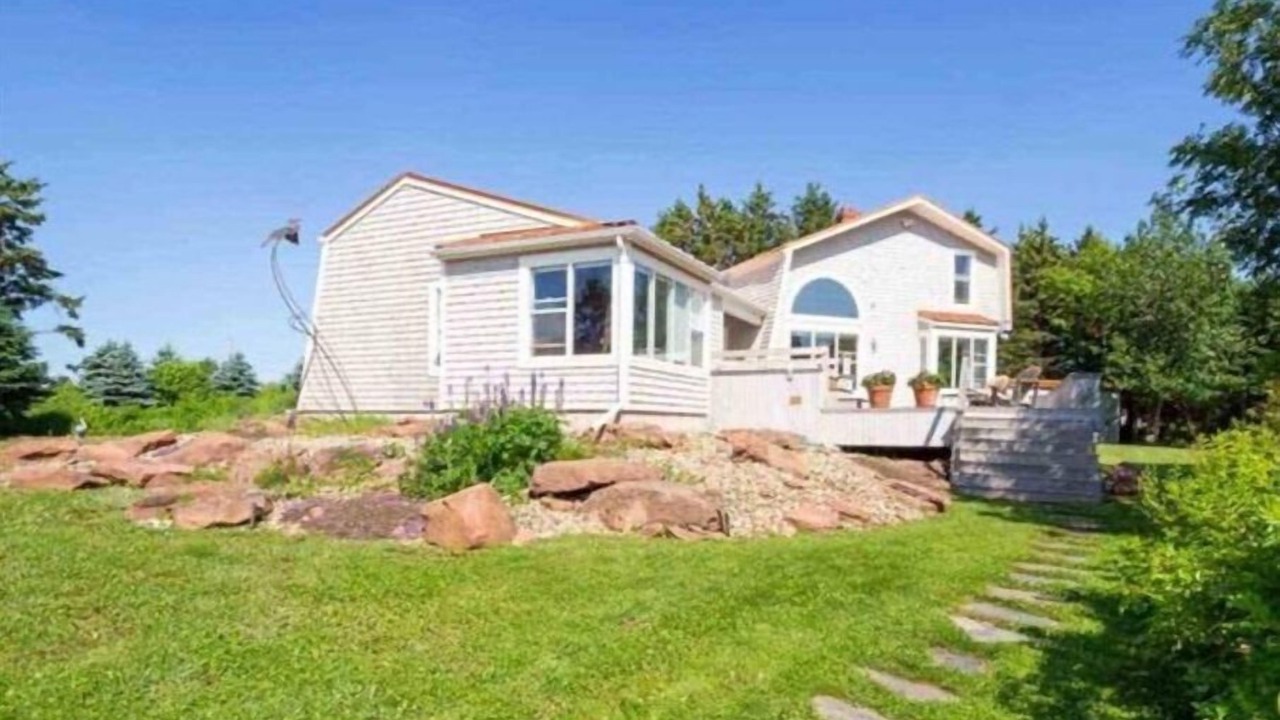 Photo of Outdoor in Canoe Cove