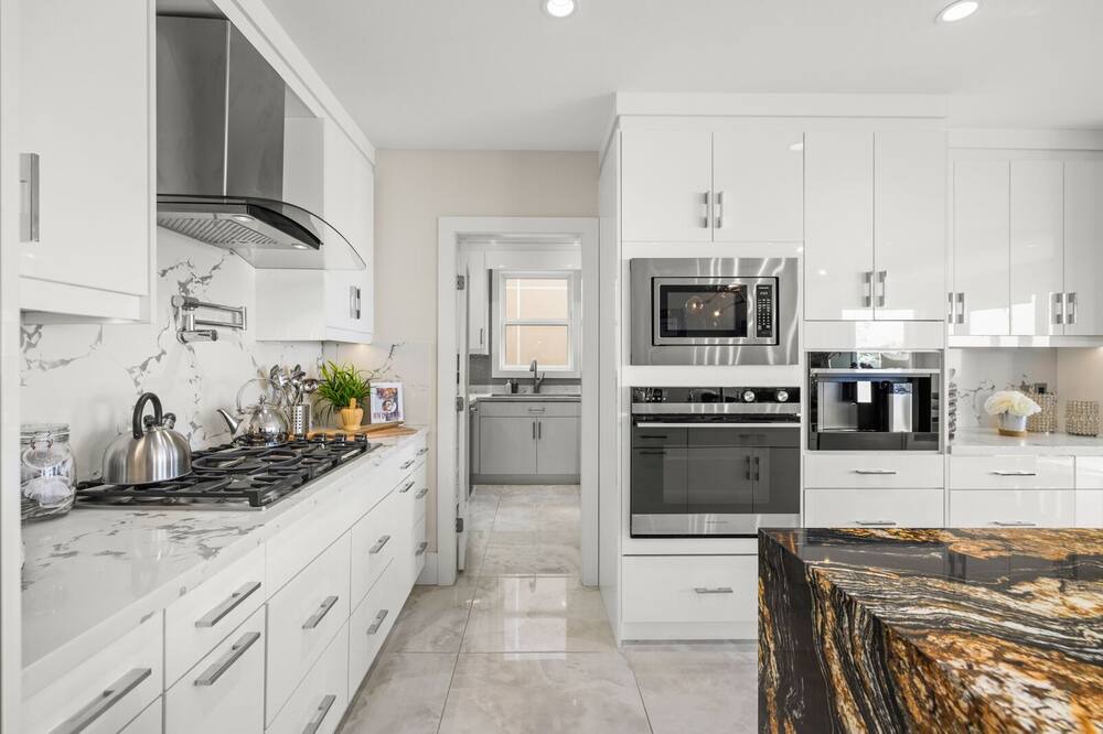 Photo of Kitchen in Colwood