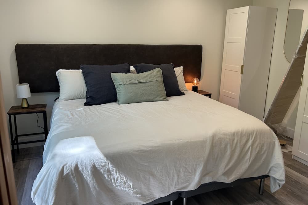 Photo of Bedroom in Salt Spring Island