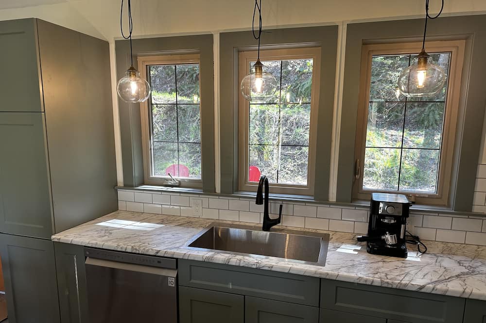 Photo of Kitchen in Salt Spring Island